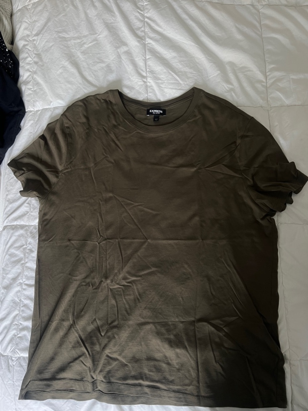 Express Men's 100% Cotton Crew Neck T-Shirt in Olive Green